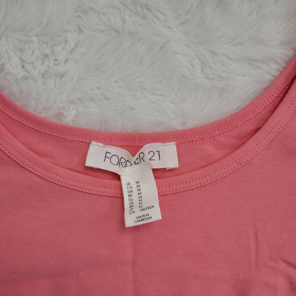 Forever 21 Coral Crop Top - Picture 5 of 6